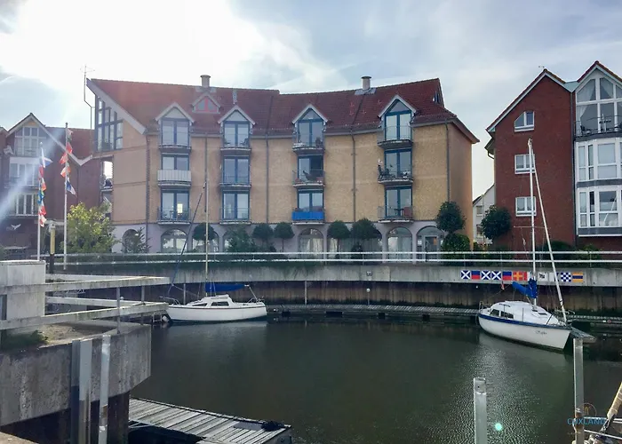 Urlaub Direkt In Der Marina 库克斯港